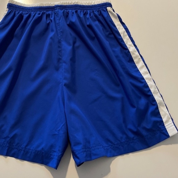 adidas VTG Men's Soccer Shorts Spell Out 3 Stripes Blue XL - Picture 5 of 12